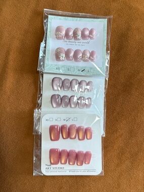 Handmade Press-On Nail Bundle Size Medium — Pink Pearl & Rose Ombre Designs